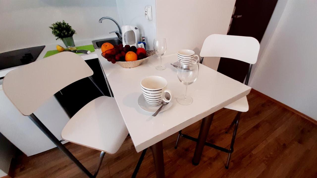Apartament Z Balkonem I Bezplatnym Parkingiem Danzig Exterior foto
