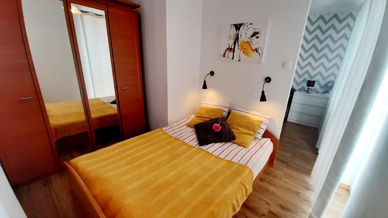 Apartament Z Balkonem I Bezplatnym Parkingiem Danzig Exterior foto